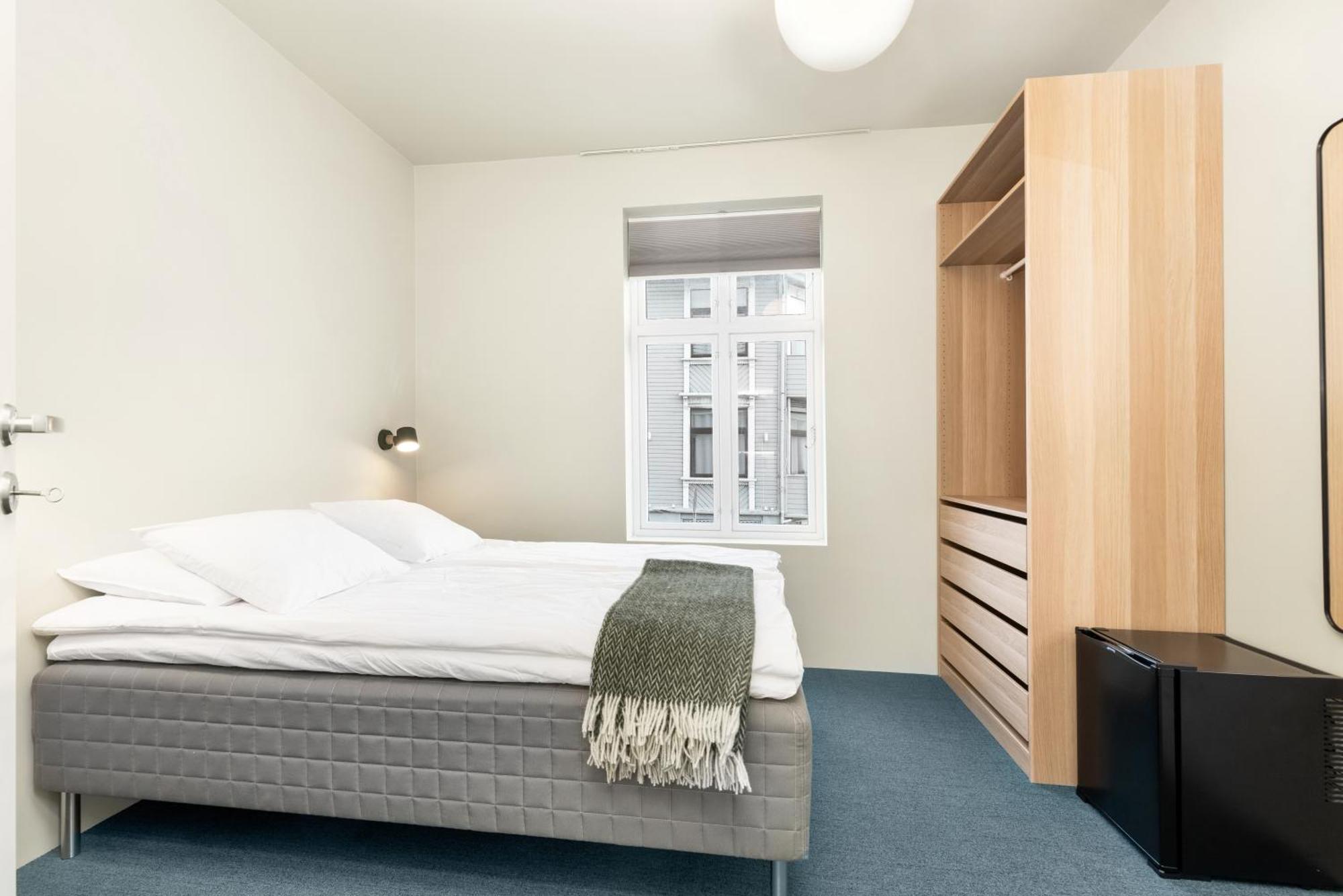- Bedroom With Private Bathroom Stavanger